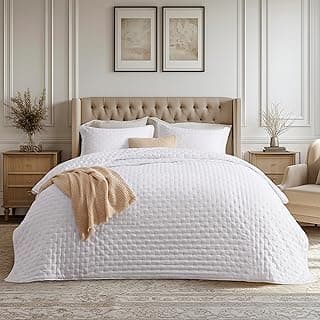 Bedsure Quilts Queen Size - Lightweight Comforter Queen Size for Summer, Bright White Bedspread Quilt with Clover Pattern, Soft Ultrasonic Coverlet, Modern All-Season Bedding, 90 x 96 Inches