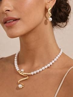 Elegant Pearl Necklace and Earrings Set for Women